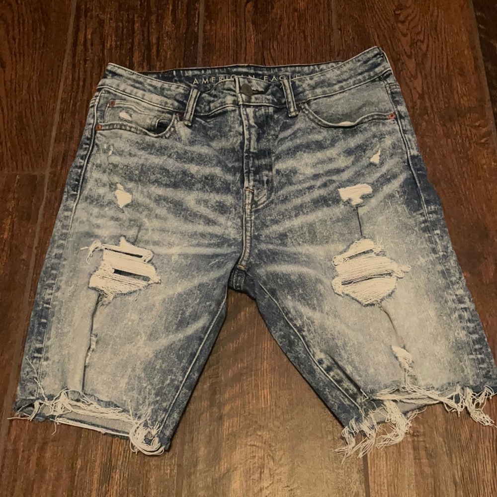 Men’s 32 Jean Shorts American Eagle next level